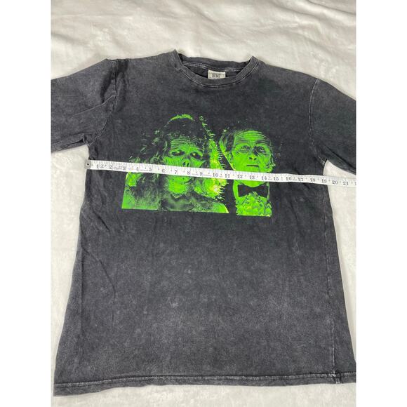 Comfort Colors Green Horror Graphic Tee Size Small - Picture 3 of 6